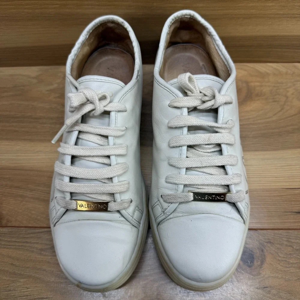 Valentino By Mario Valentino Womens 7.5 Dalia Logo Leather Platform Sneaker Bone